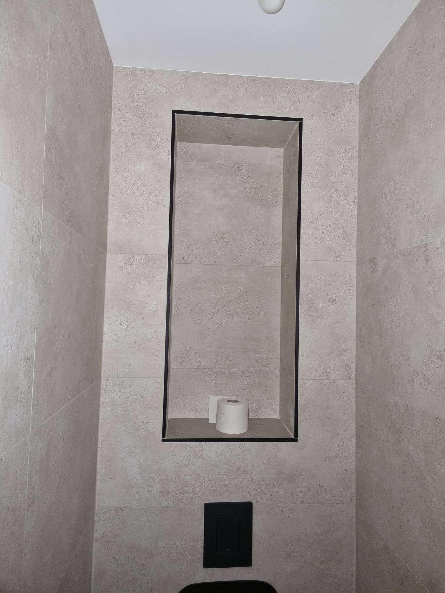 Niche carrelée WC